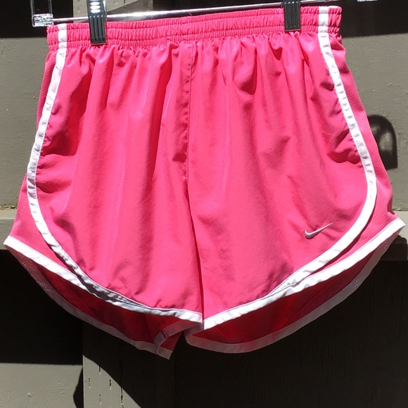 Nike Pants - Like new Nike Fit Dry Pink/white Short Small(4-6)